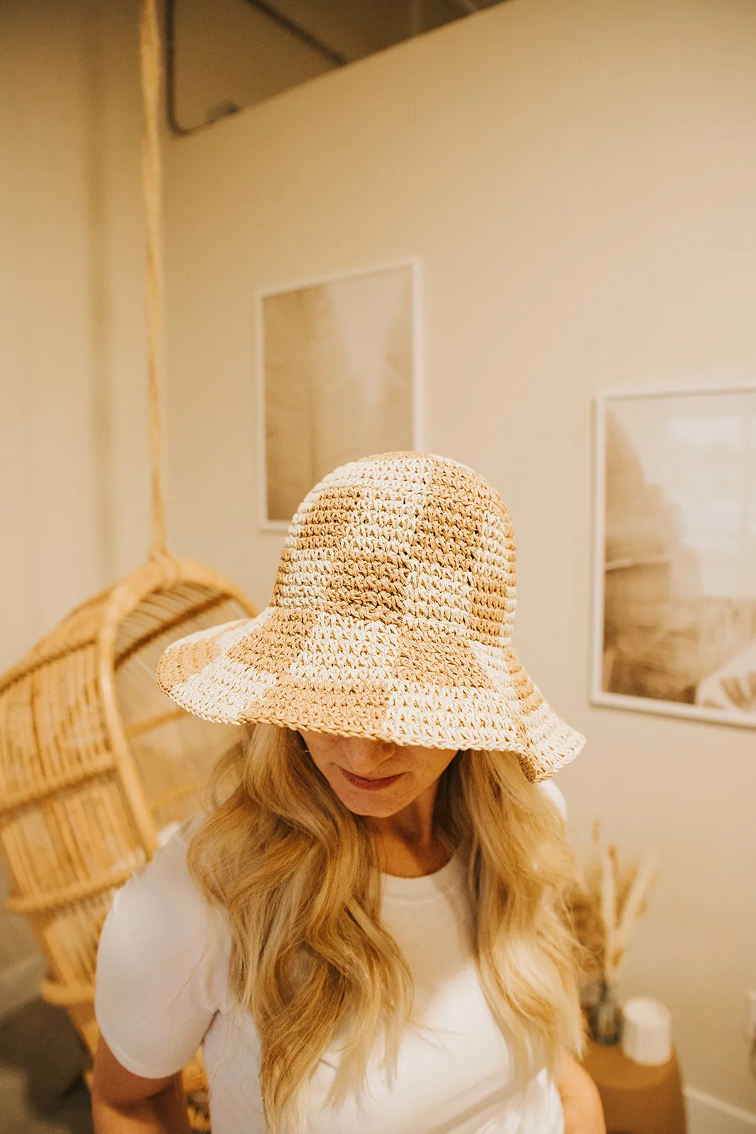 Checkered Board Pattern Crochet Hat-Natural