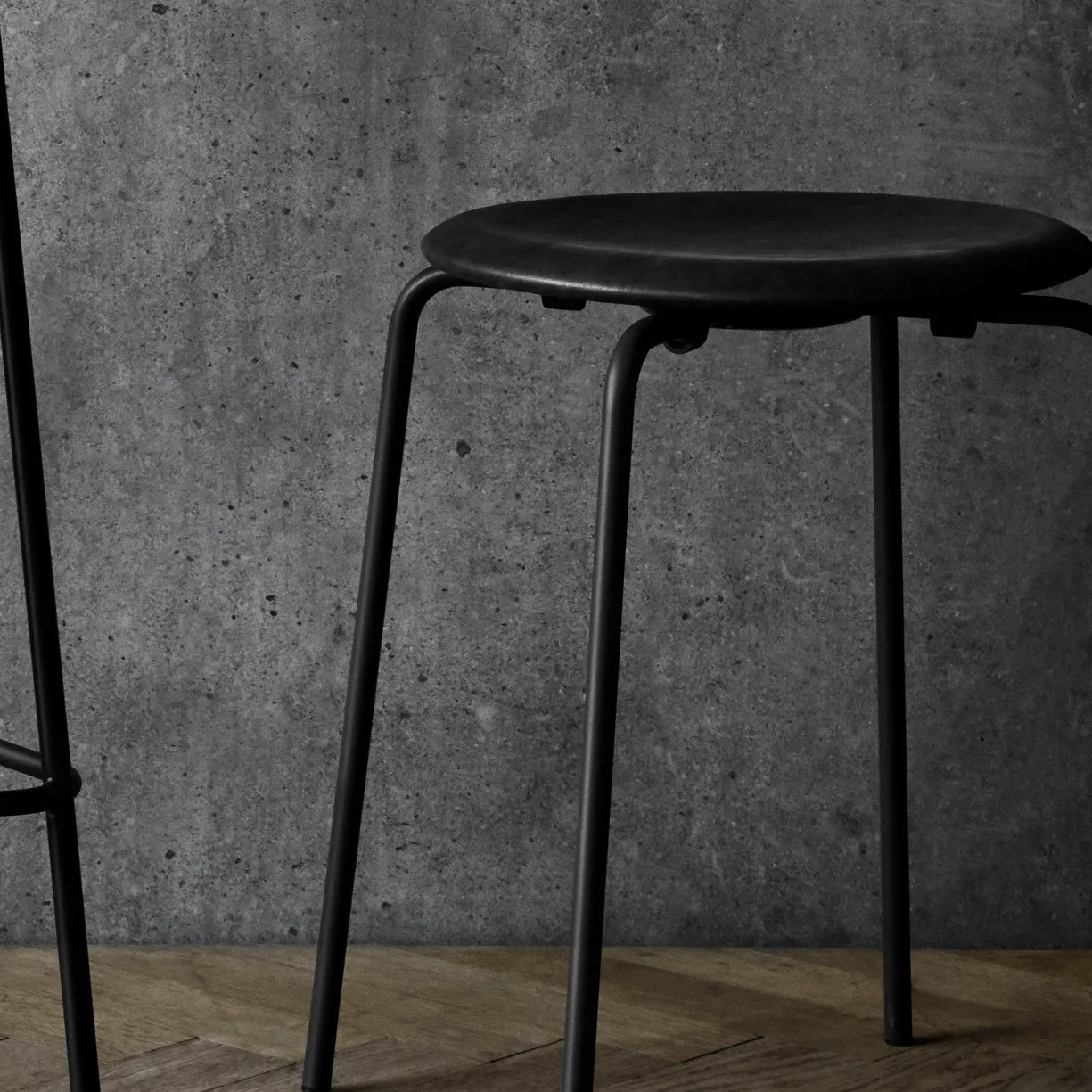 Fritz Hansen Dot™ Stool Leather